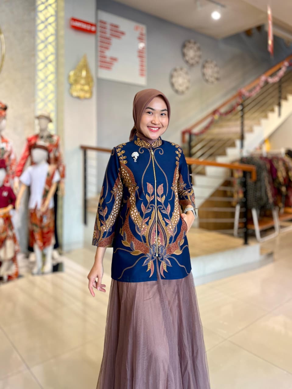 Showroom Butik Batik Smile Simongan